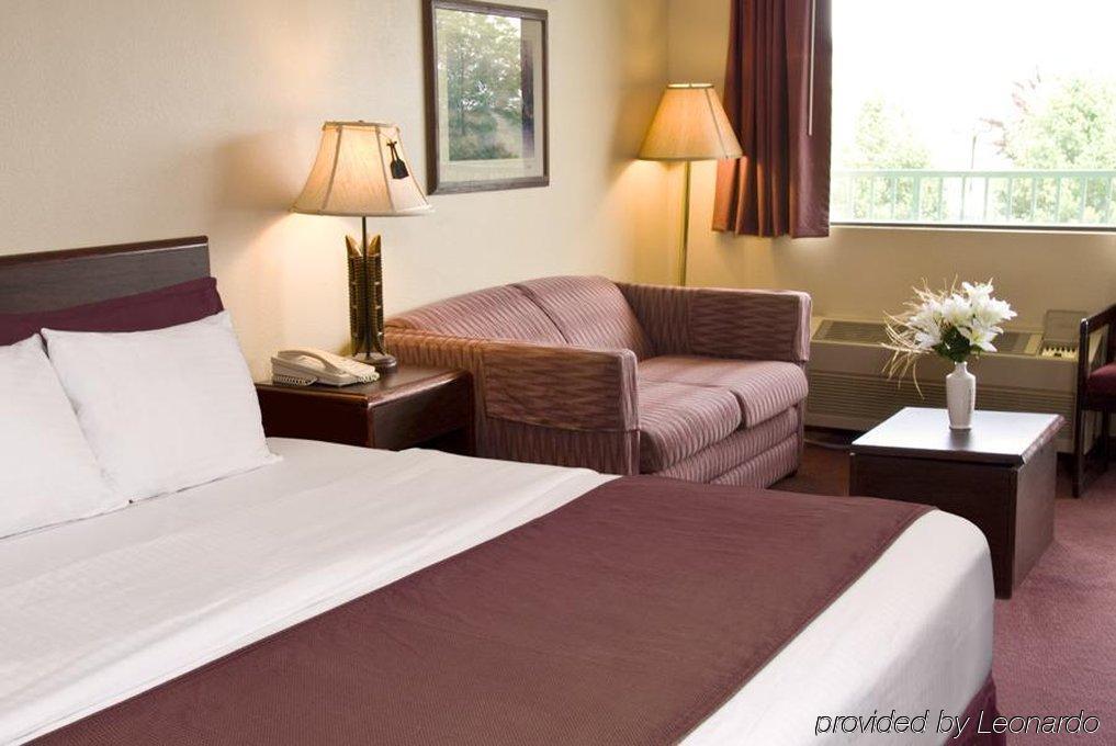 American Eagle Inn & Suites Branson Quarto foto